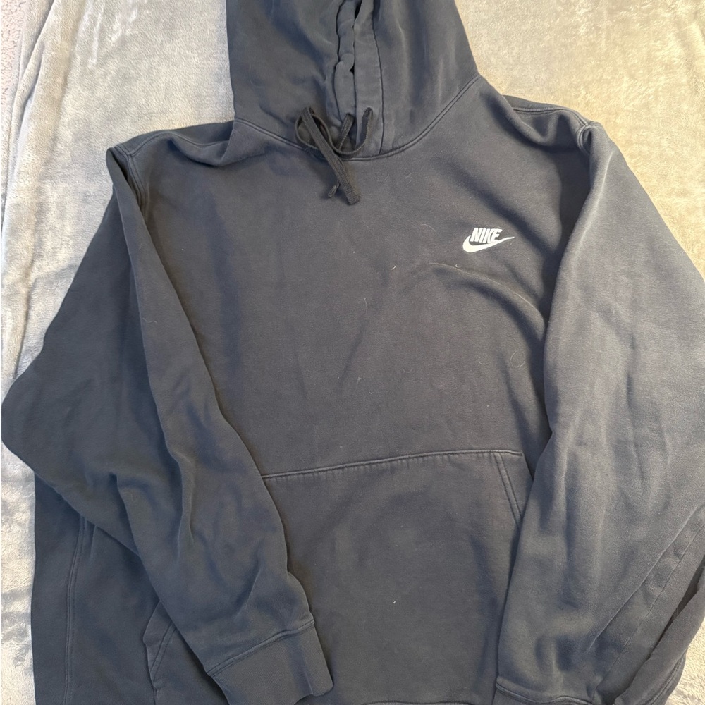 Nike Black Sweatshirt with Hood and Relaxed Fit